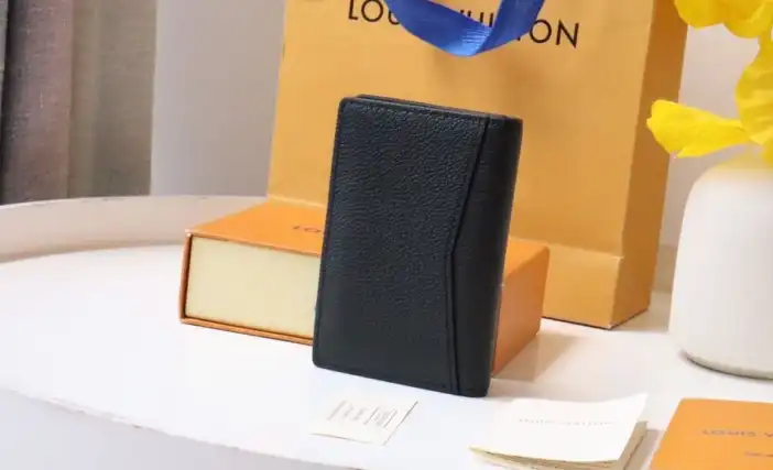 LV Wallets 4192F-0033