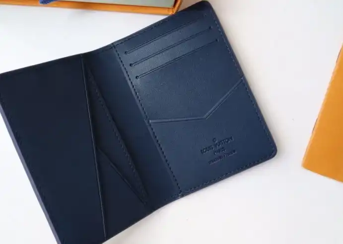 LV Wallets 4192F-0036
