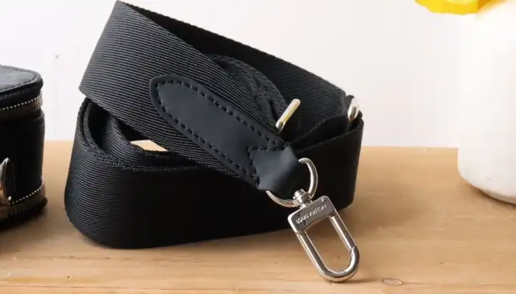 LV Clutch Bags 4192F-0081