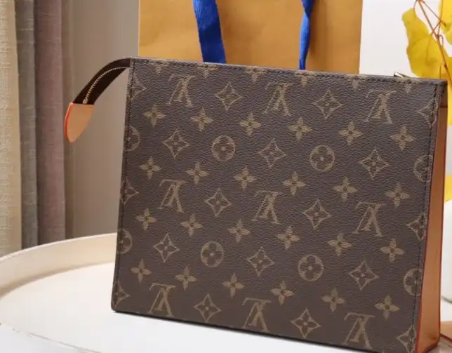 LV Clutch Bags 4192F-0086