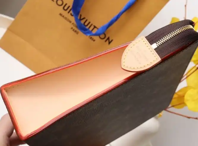 LV Clutch Bags 4192F-0086