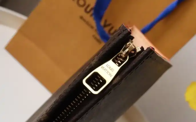 LV Clutch Bags 4192F-0086