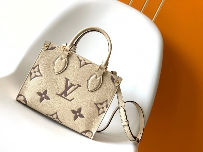 LV Shopping Bags 4194A-0095
