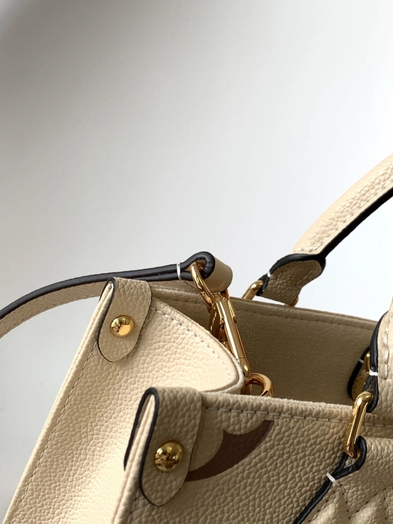 LV Shopping Bags 4194A-0095