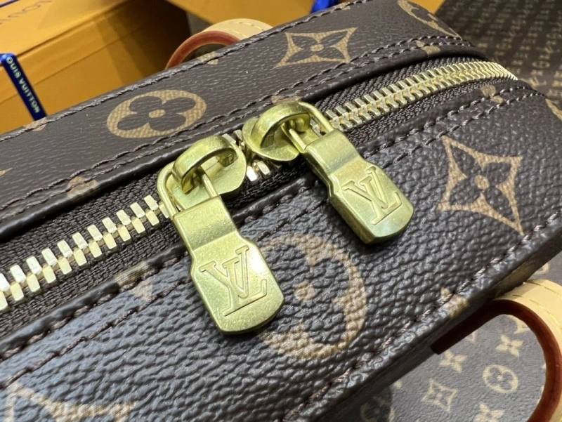 LV Cosmetic Bags 4194A-0107