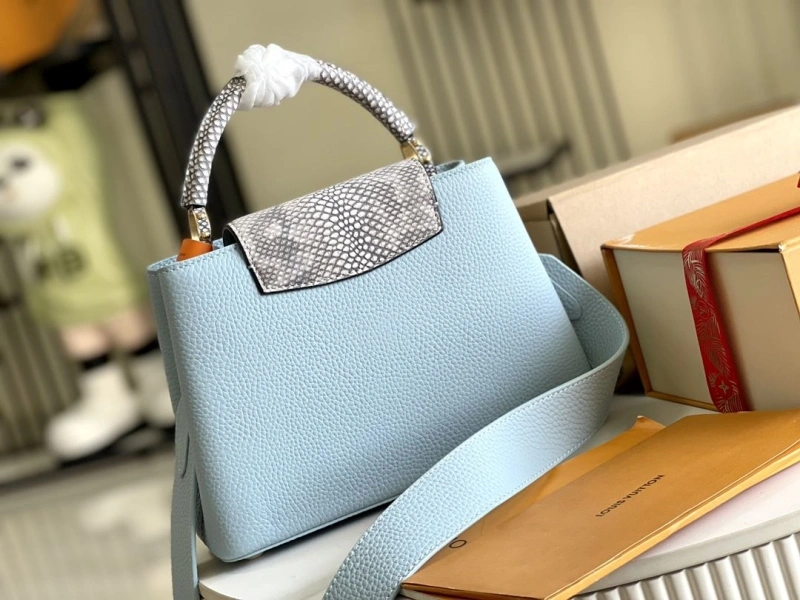 LV Capucines Bags 4194A-0263