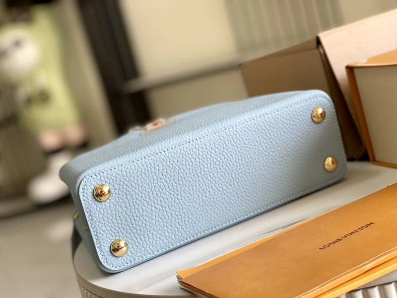 LV Capucines Bags 4194A-0263