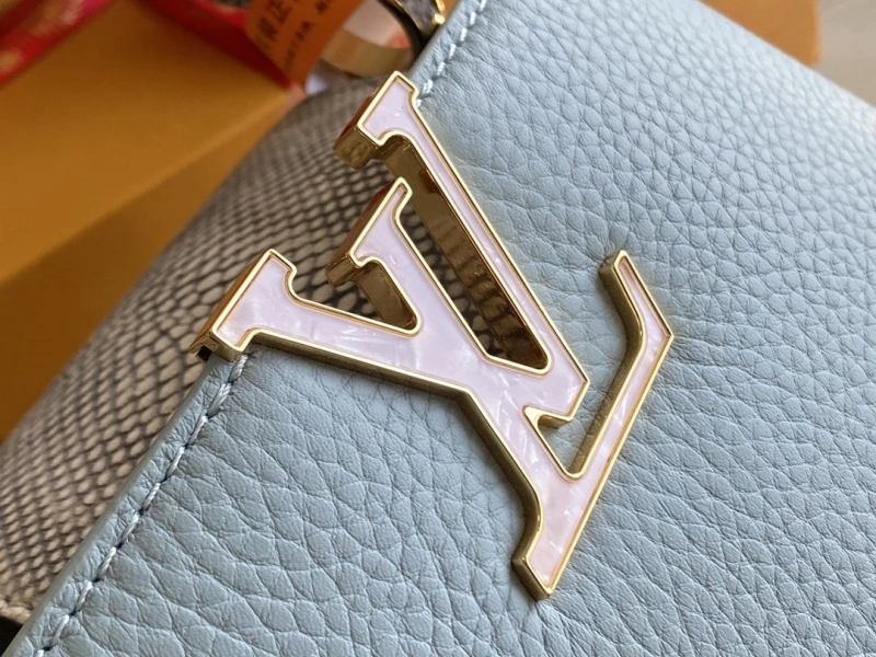 LV Capucines Bags 4194A-0264