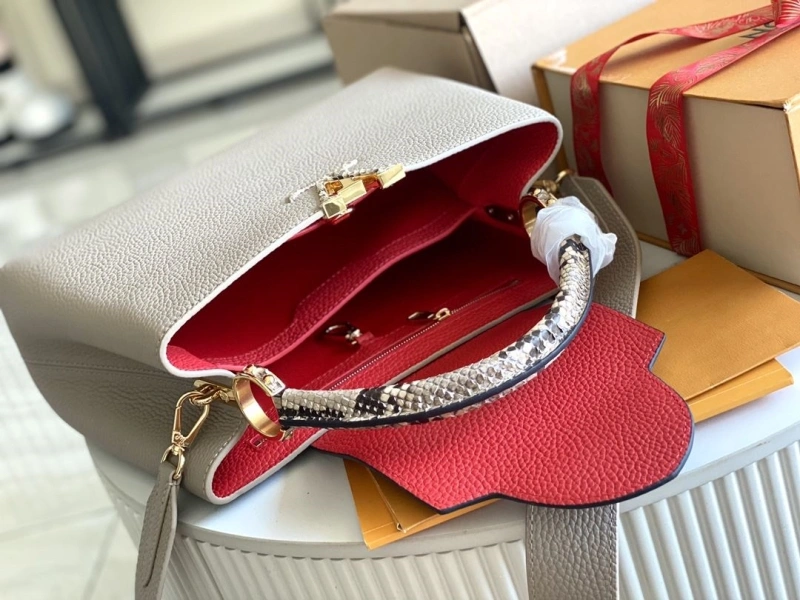 LV Capucines Bags 4194A-0265