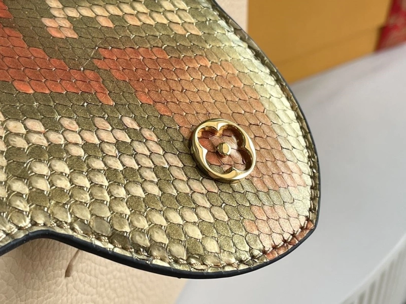 LV Capucines Bags 4194A-0268