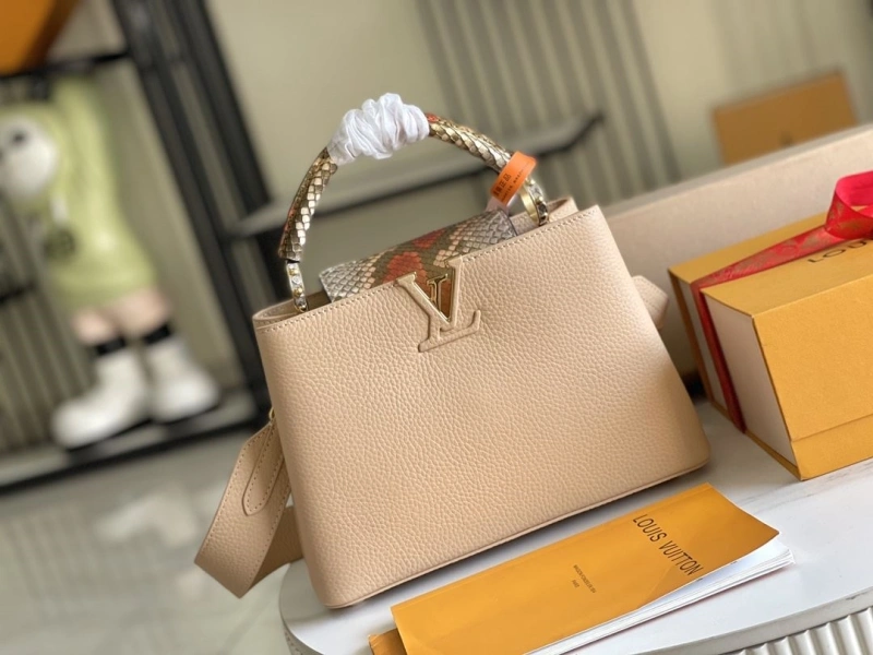LV Capucines Bags 4194A-0269