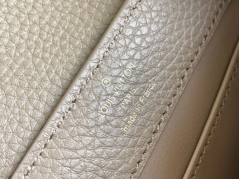 LV Capucines Bags 4194A-0272