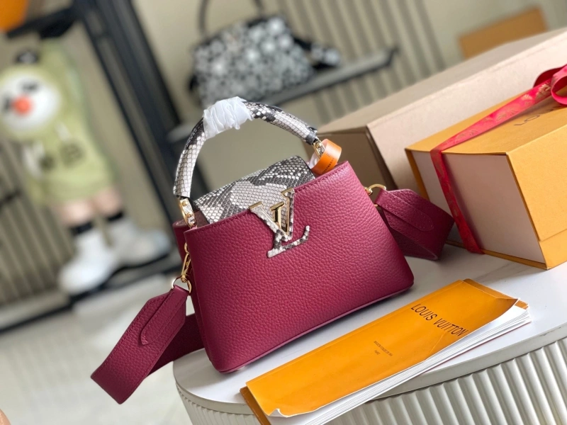 LV Capucines Bags 4194A-0274