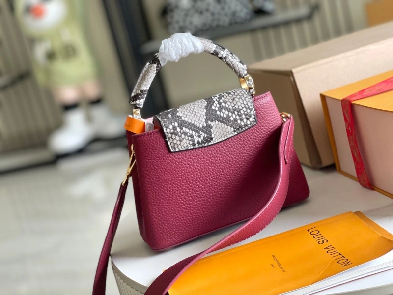 LV Capucines Bags 4194A-0274