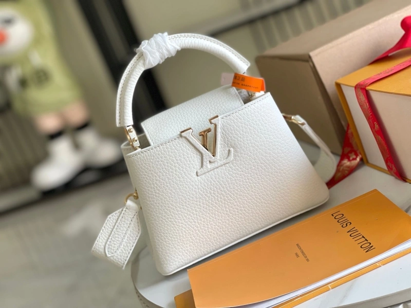 LV Capucines Bags 4194A-0281