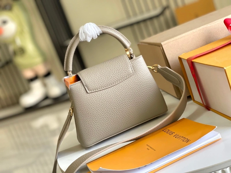 LV Capucines Bags 4194A-0283