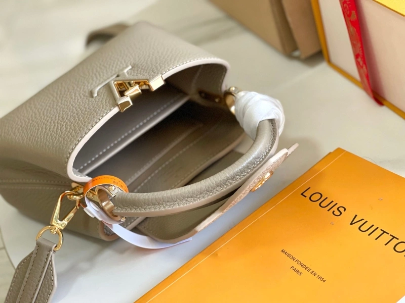 LV Capucines Bags 4194A-0283