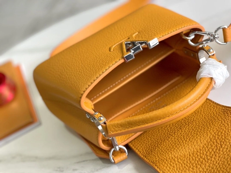 LV Capucines Bags 4194A-0288