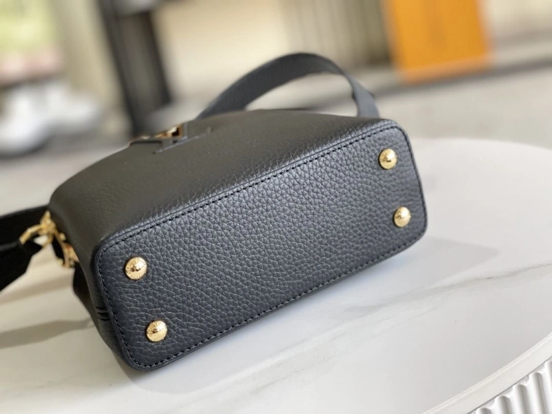 LV Capucines Bags 4194A-0301
