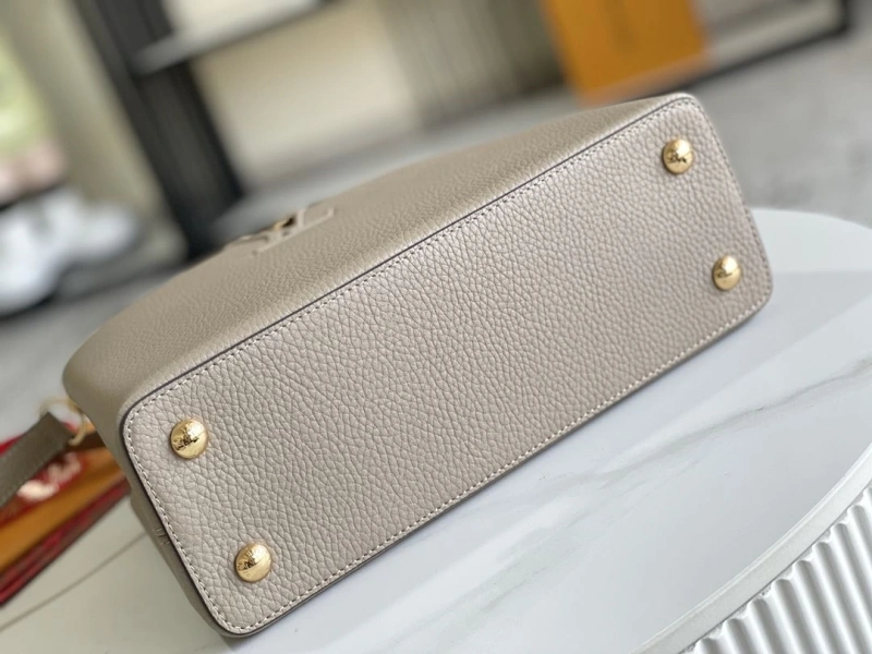 LV Capucines Bags 4194A-0302