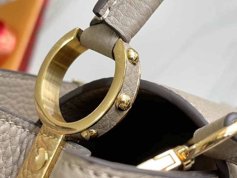 LV Capucines Bags 4194A-0302