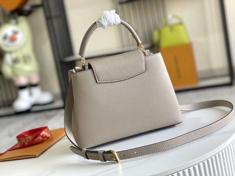 LV Capucines Bags 4194A-0303