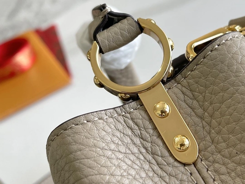 LV Capucines Bags 4194A-0304