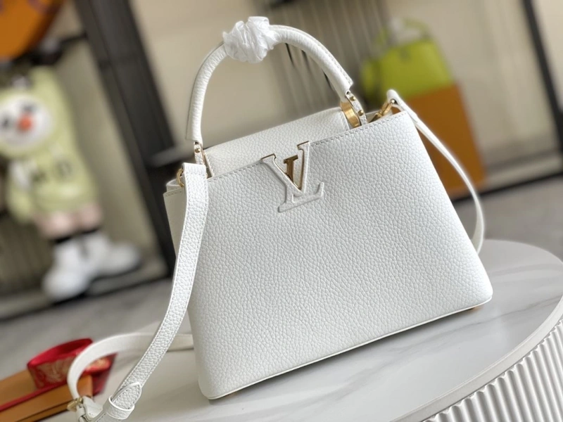 LV Capucines Bags 4194A-0309