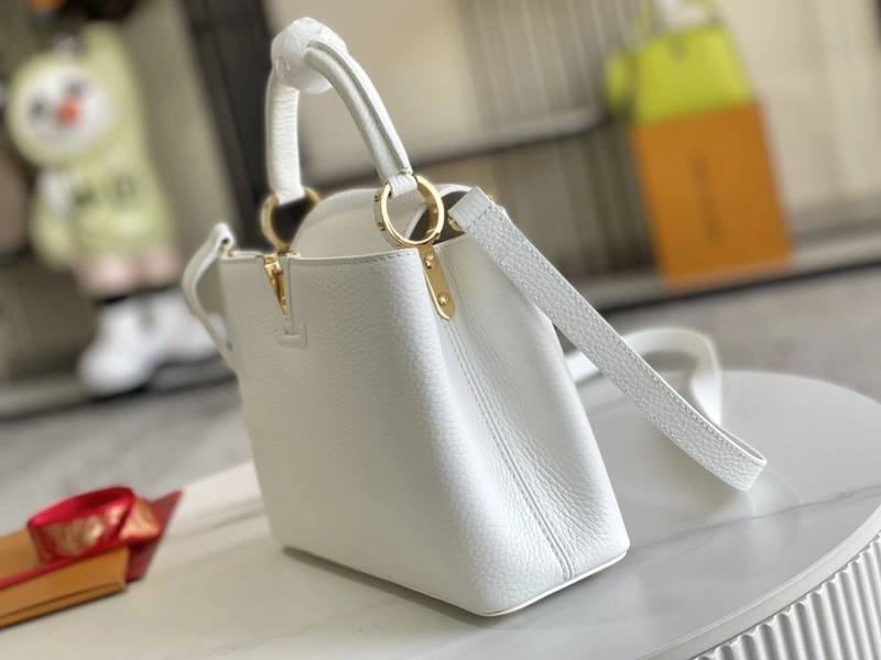 LV Capucines Bags 4194A-0309