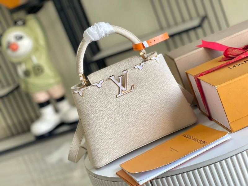 LV Capucines Bags 4194A-0323