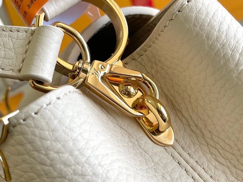 LV Capucines Bags 4194A-0323
