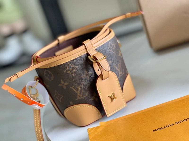 LV Bucket Bags 4194A-0396