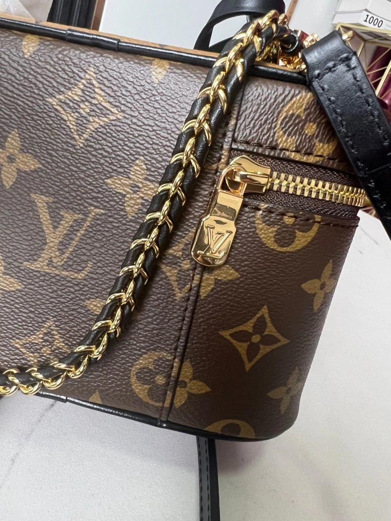 LV Cosmetic Bags 4194A-0490