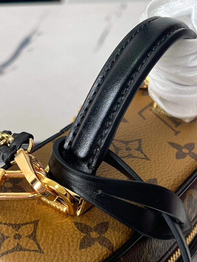 LV Cosmetic Bags 4194A-0490