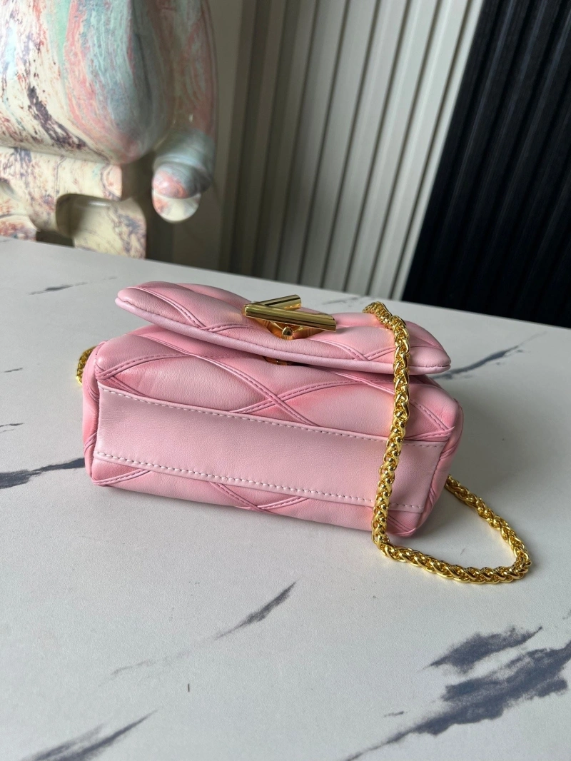 lv twist De*1m bags 4194a-0491
