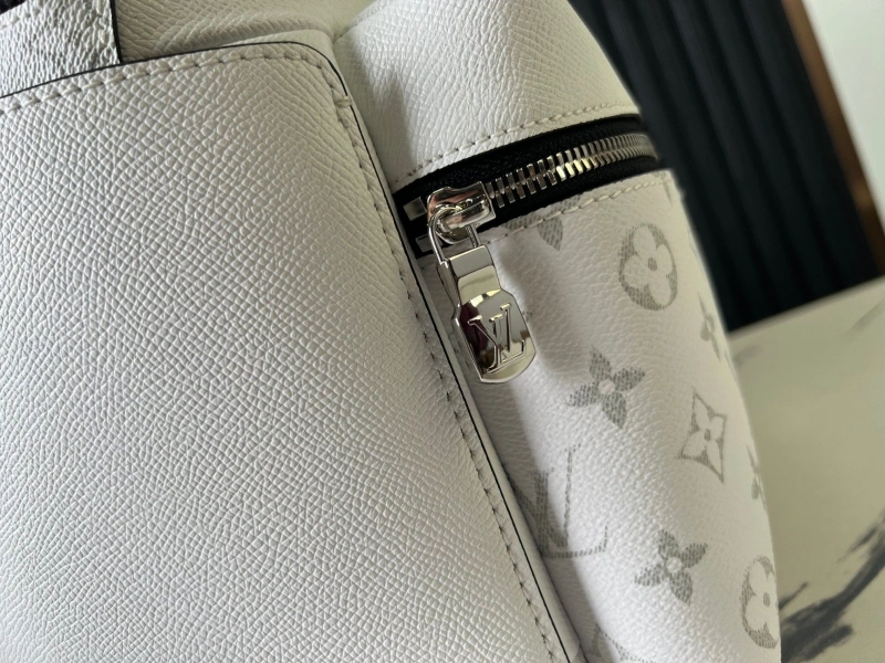 LV Backpacks 4194A-0498