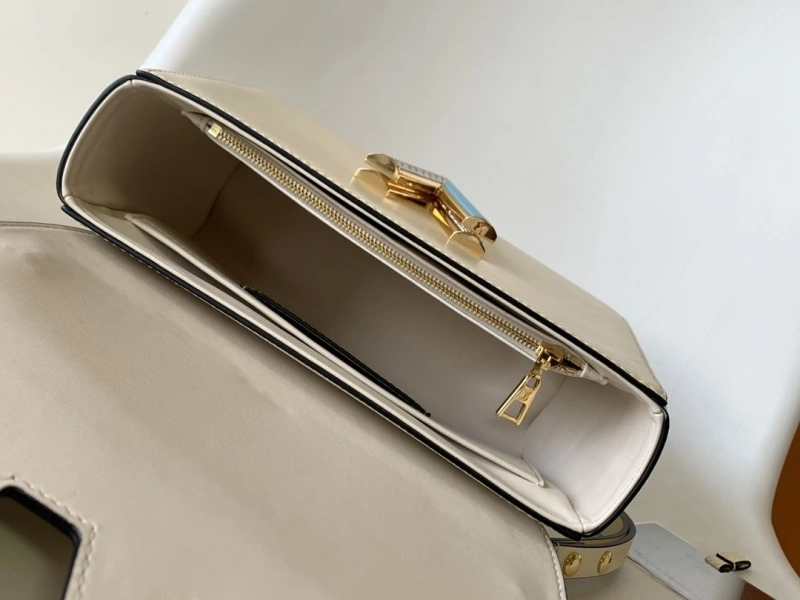 lv twist De*1m bags 4194a-0551
