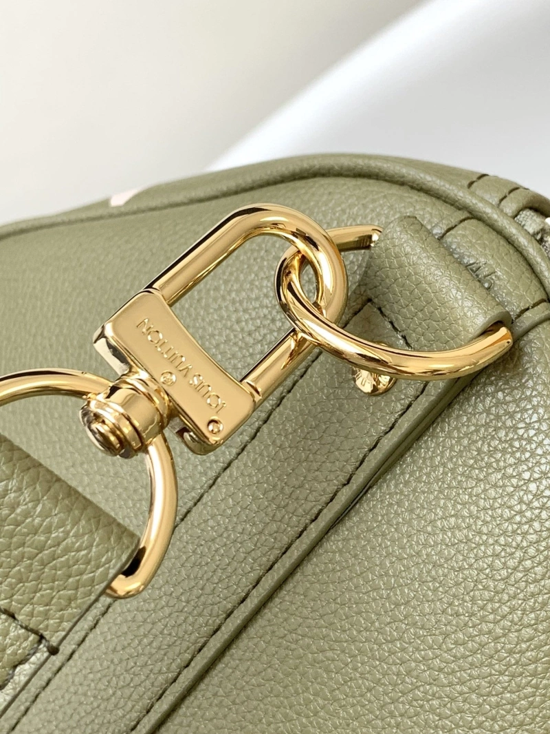 LV Travel Bags 4194A-0557