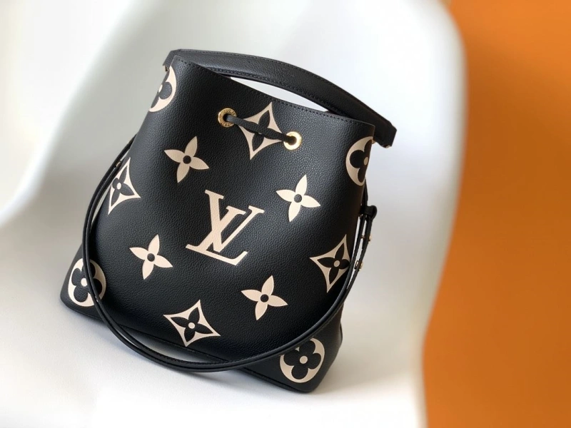 LV Bucket Bags 4194A-0571