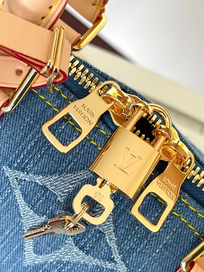 LV Travel Bags 4194A-0619