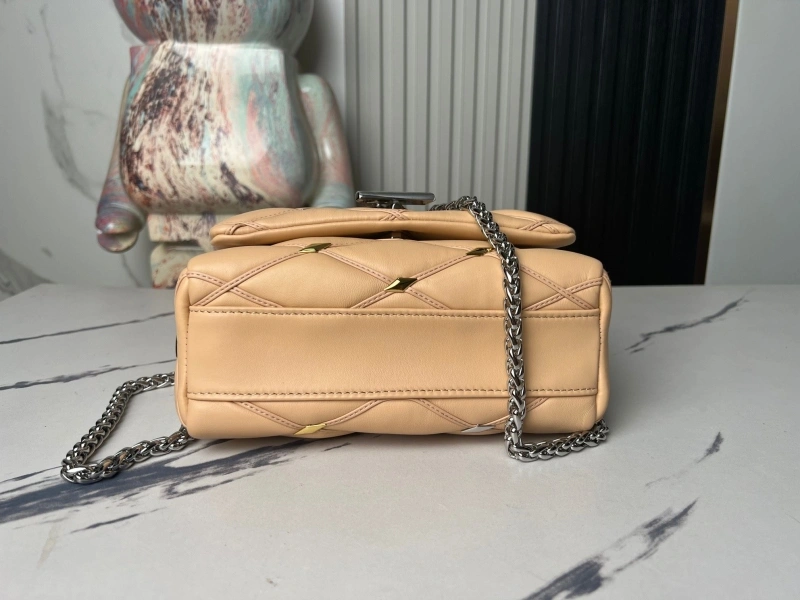 lv twist De*1m bags 4194a-0659