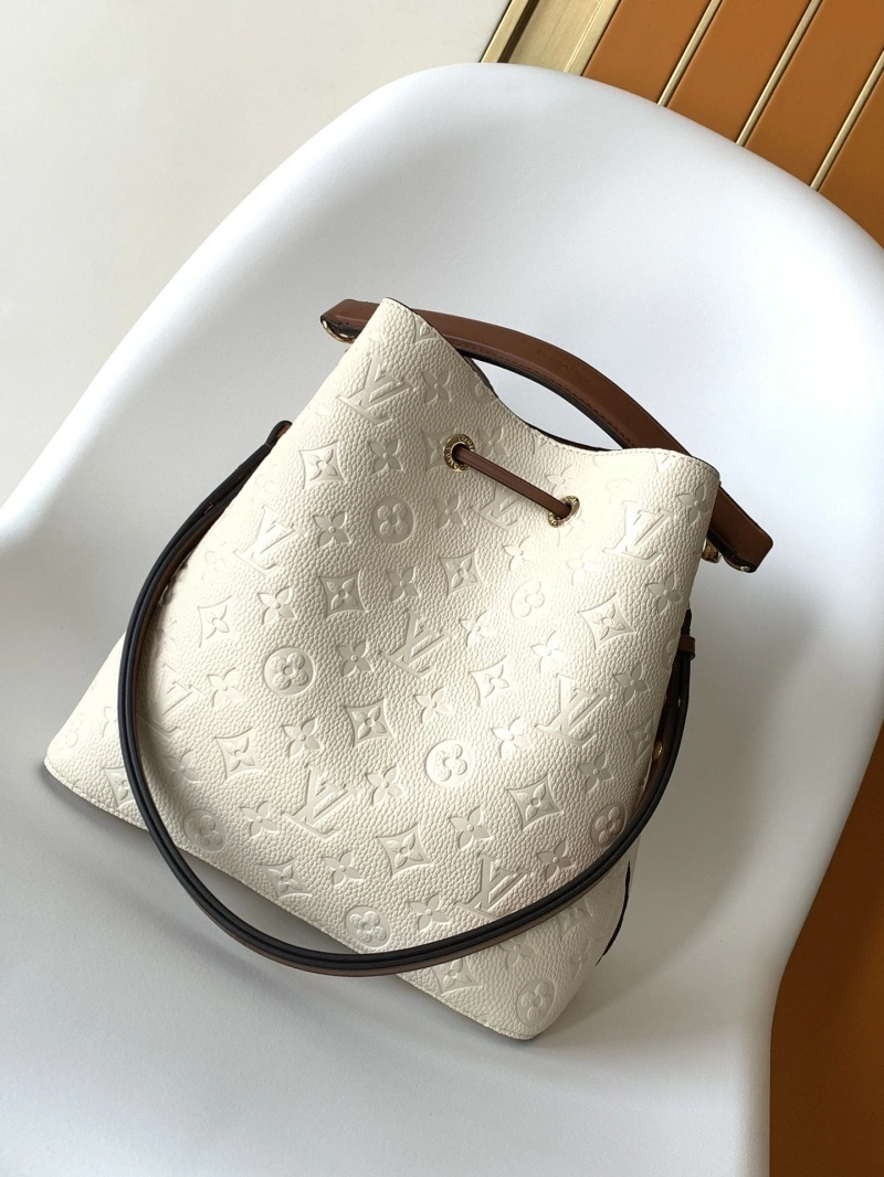 LV Bucket Bags 4194A-0695