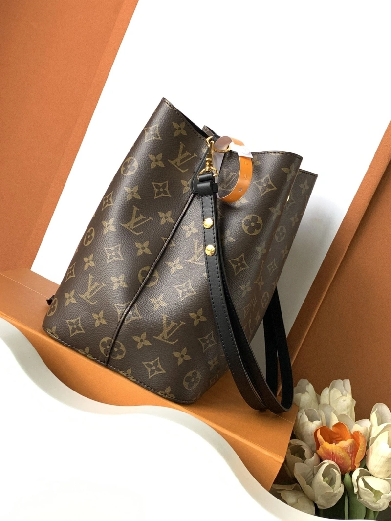 LV Bucket Bags 4194A-0781