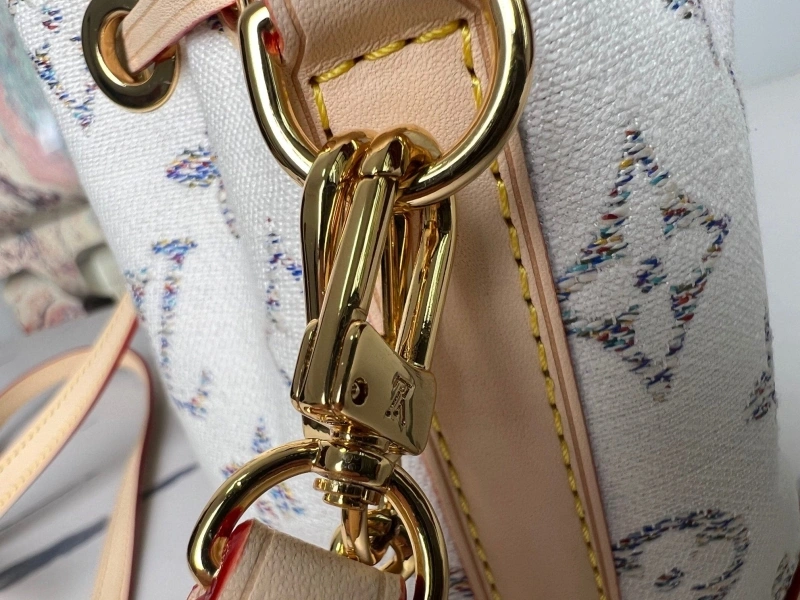 LV Bucket Bags 4194A-0847