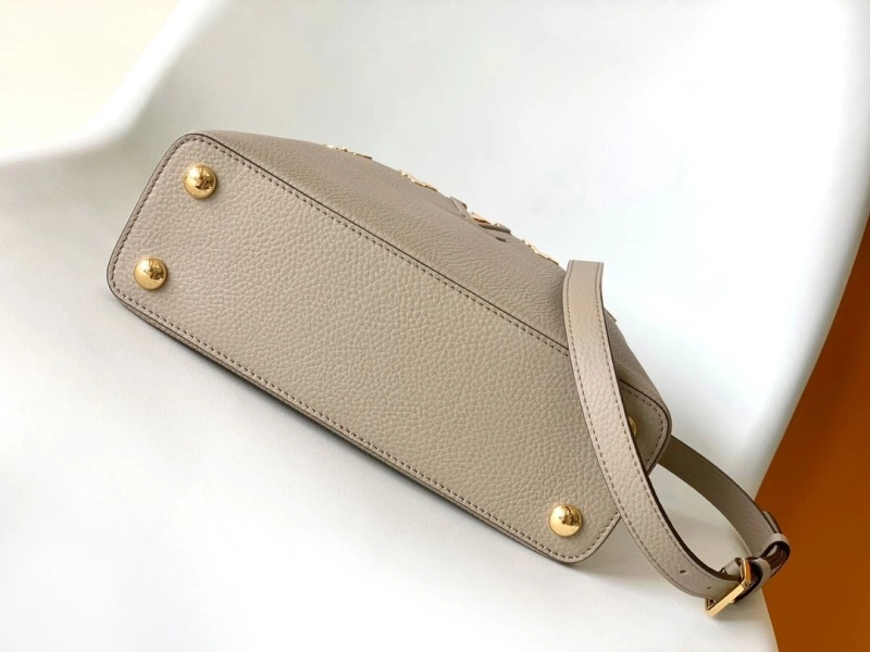 LV Capucines Bags 4194A-0858