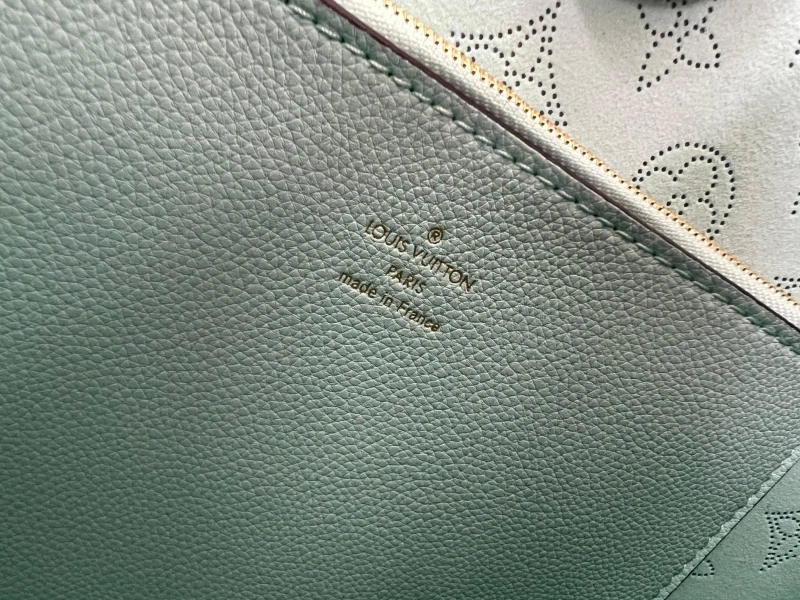 LV Shopping Bags 4194A-0877