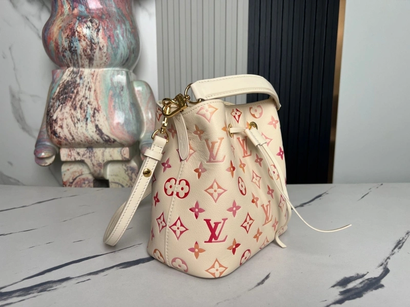 LV Bucket Bags 4194A-0879