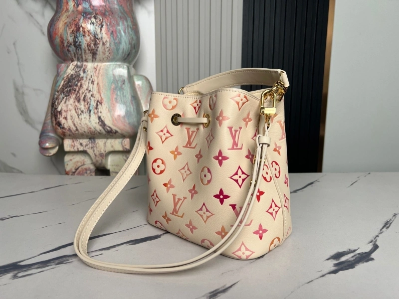 LV Bucket Bags 4194A-0879