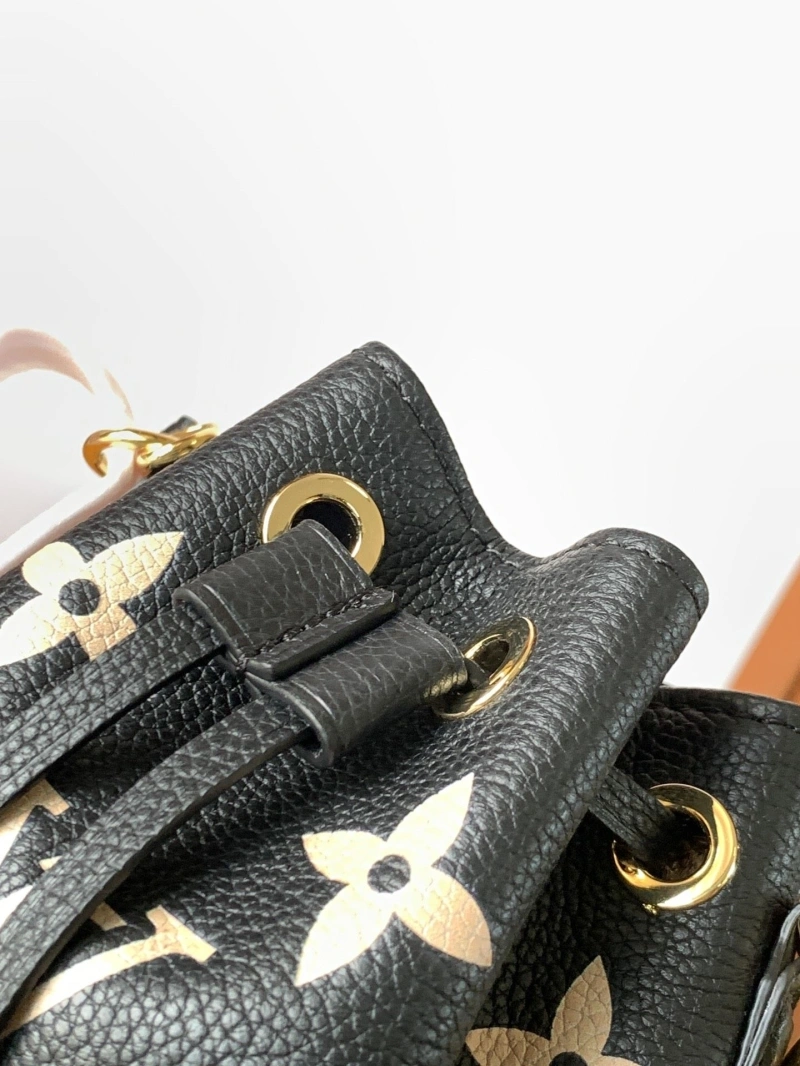 LV Bucket Bags 4194A-0977