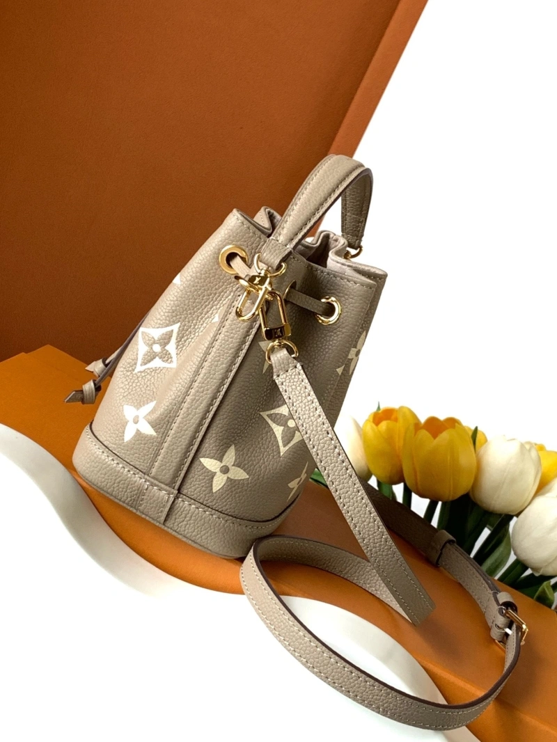 LV Bucket Bags 4194A-1082